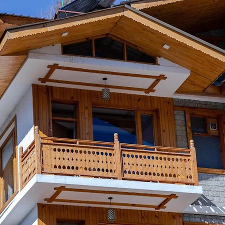 Vaibhav Regency Hotel Manali  Bagian luar foto