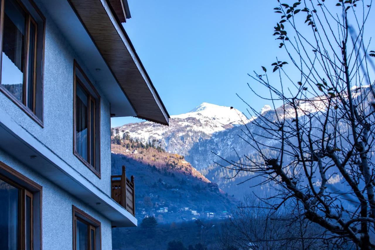 Vaibhav Regency Hotel Manali  Bagian luar foto